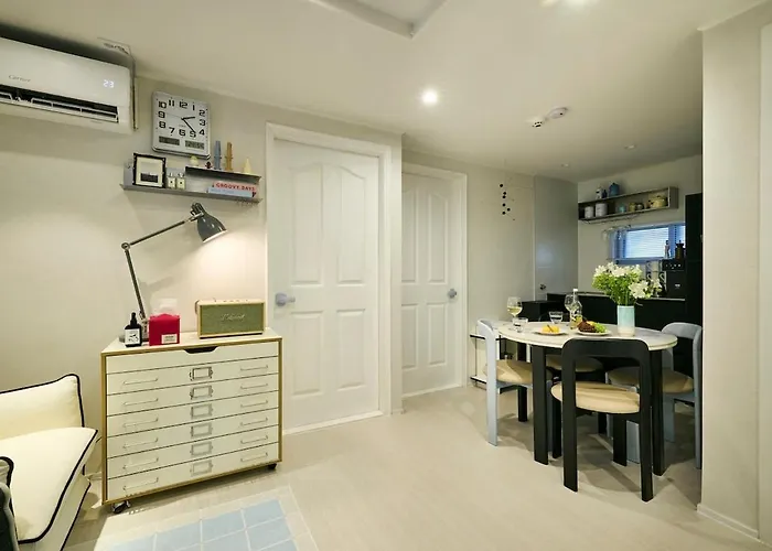 Haus Namsan Villa Seoul